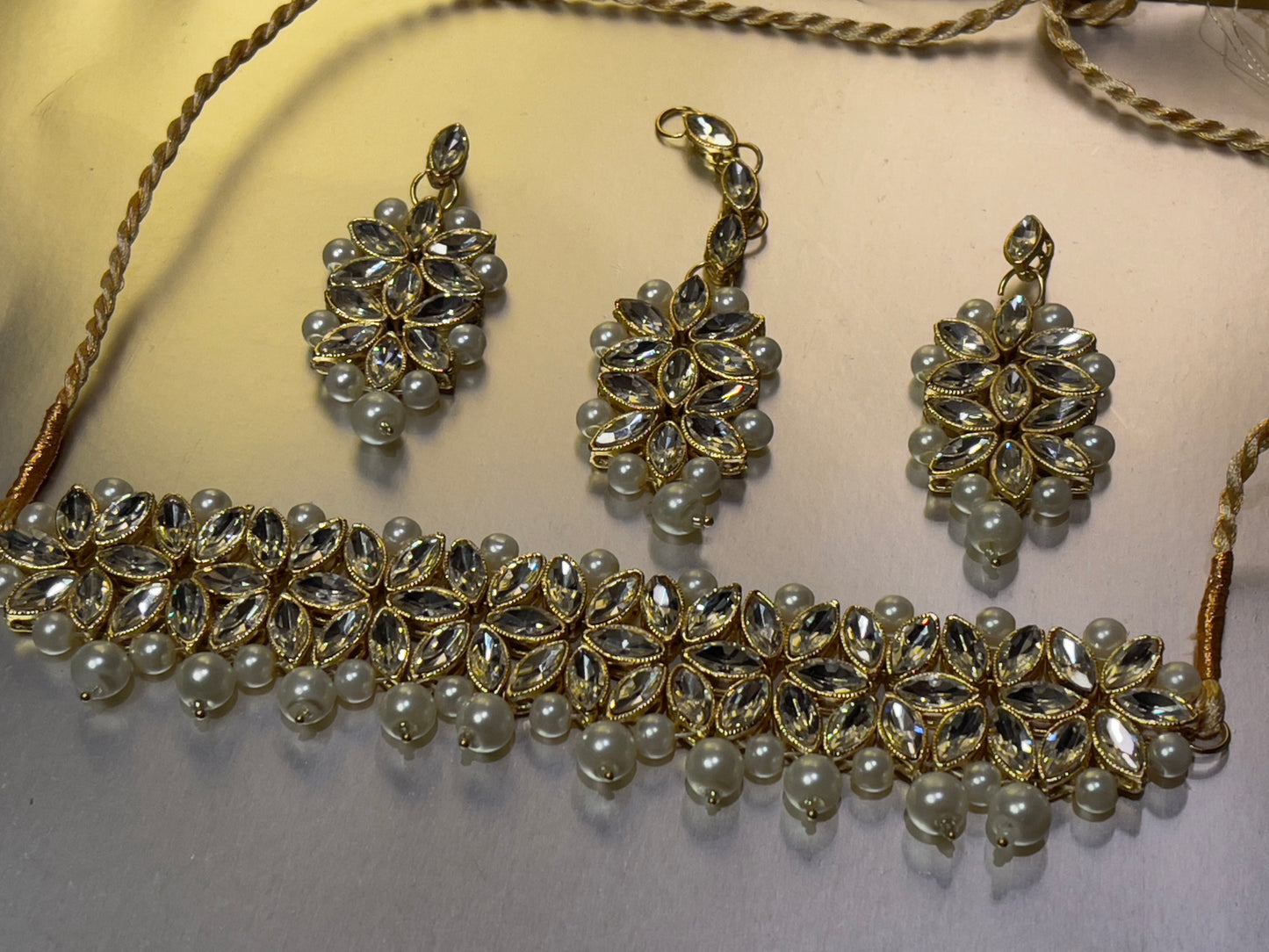 Pearl Kundan Set